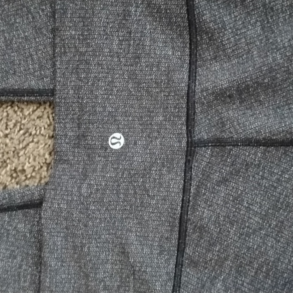 Lululemon Women's Leggings Size 6.
